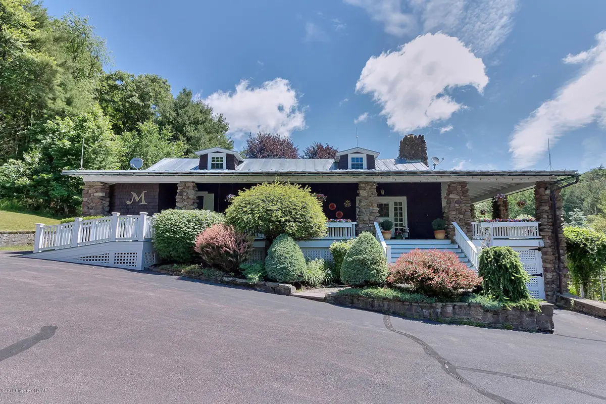 1360 Lower Demunds Road, Dallas in Dallas