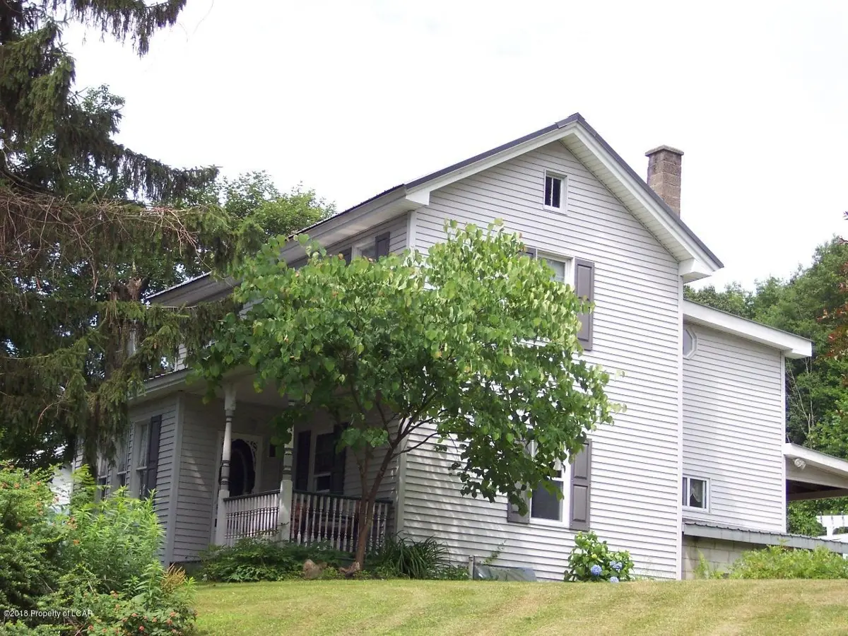 5774 Main Road, Hunlock Creek in Hunlock Creek
