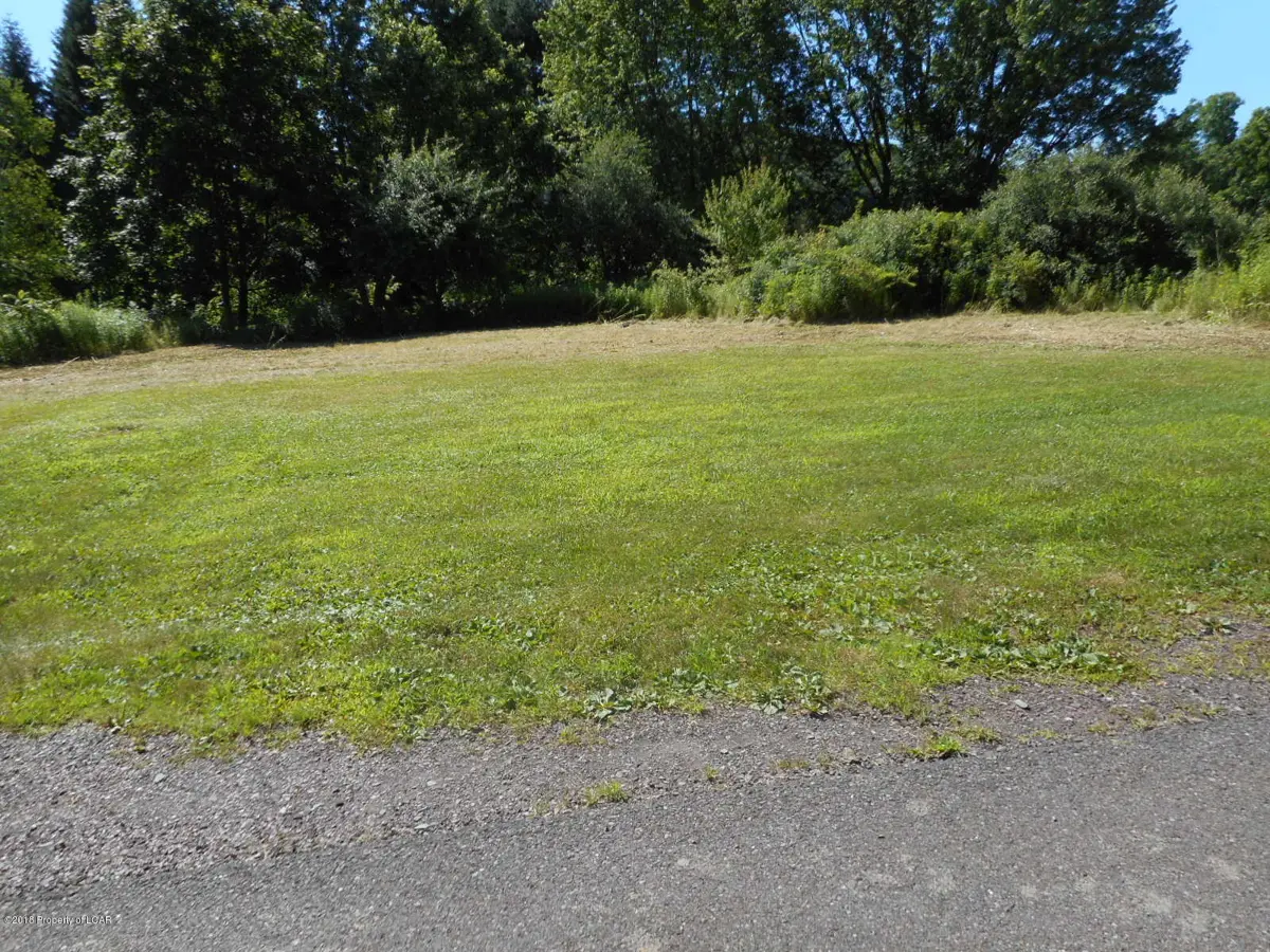 E Meadow Drive, Shavertown in Shavertown