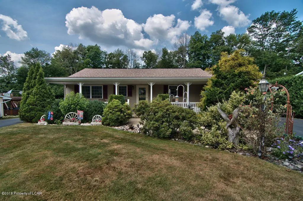 11 Hitching Post Road, Mountain Top in Mountain Top