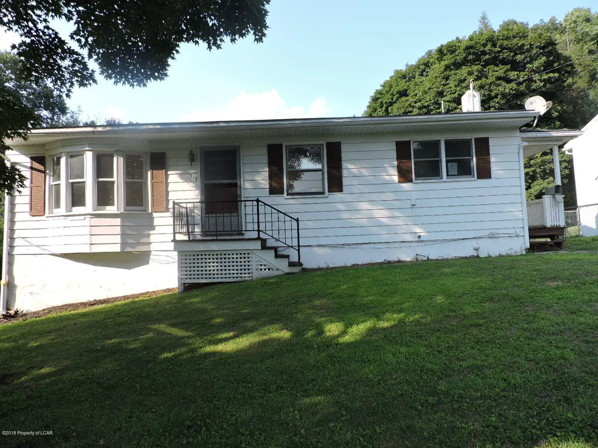 318 Thurston Street, Clarks Summit in Clarks Summit
