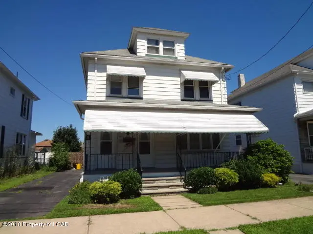 116 E First Street, Exeter in Exeter