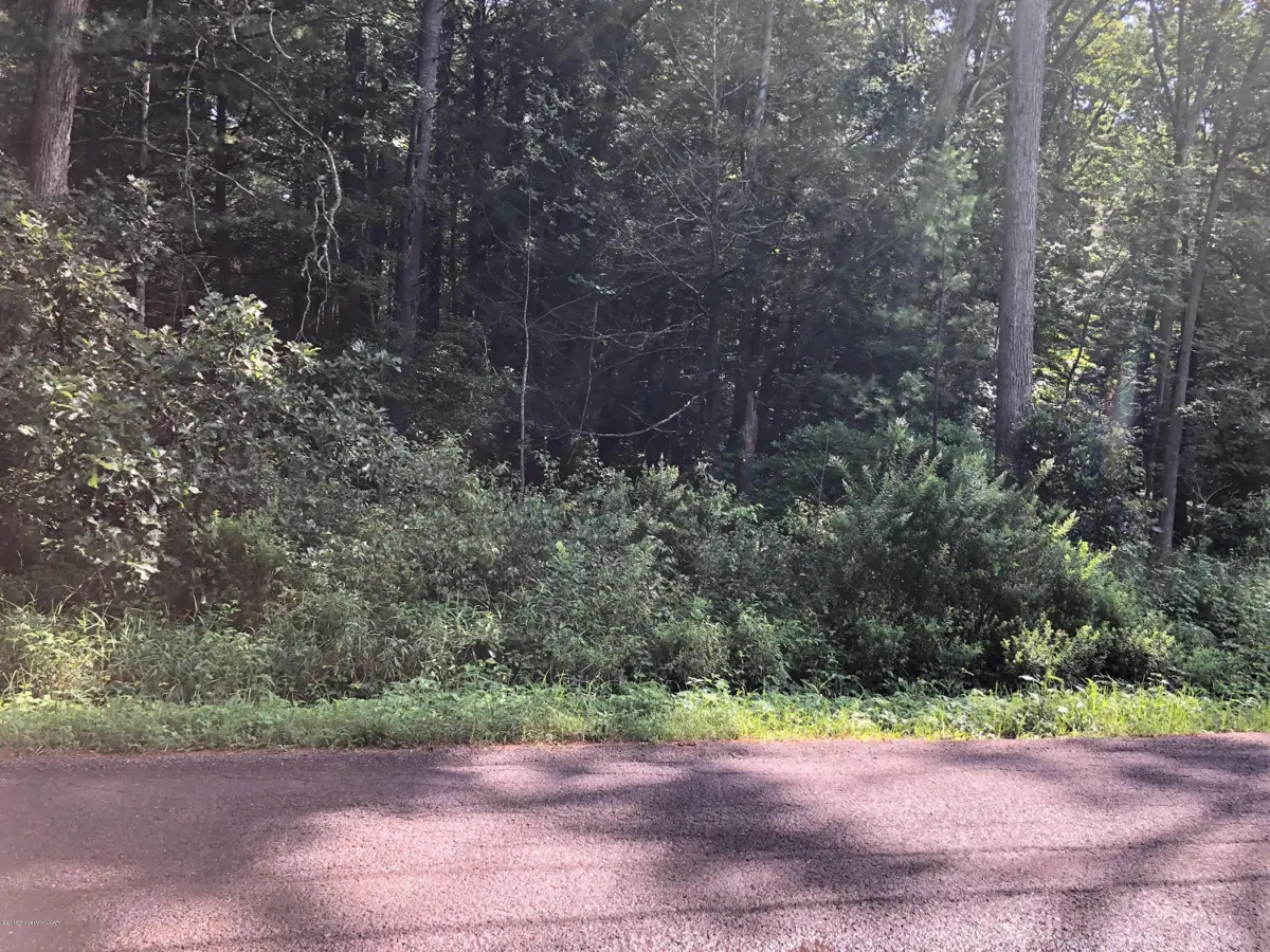 18 Pine Tree Road, Jackson Township in Jackson Township