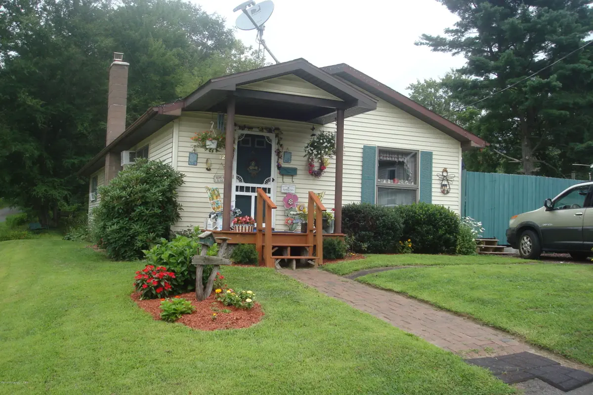 12 Division Street, Shavertown in Shavertown