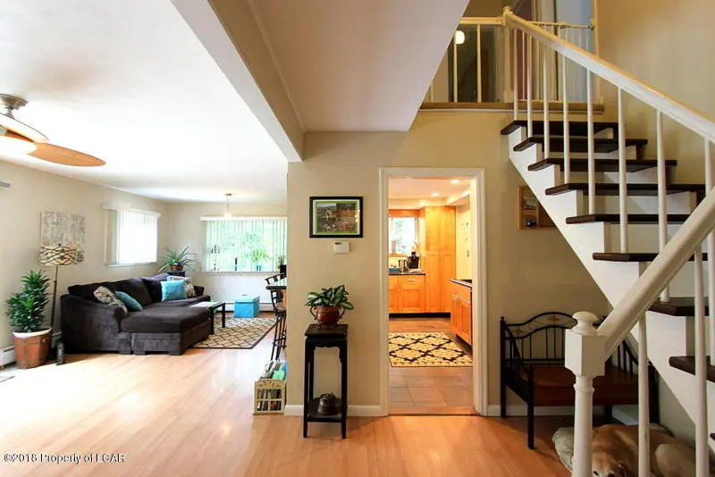 287 Machell Avenue, Dallas in Dallas