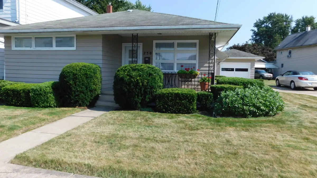 250 Lyndwood Ave., Hanover Township in Hanover Township