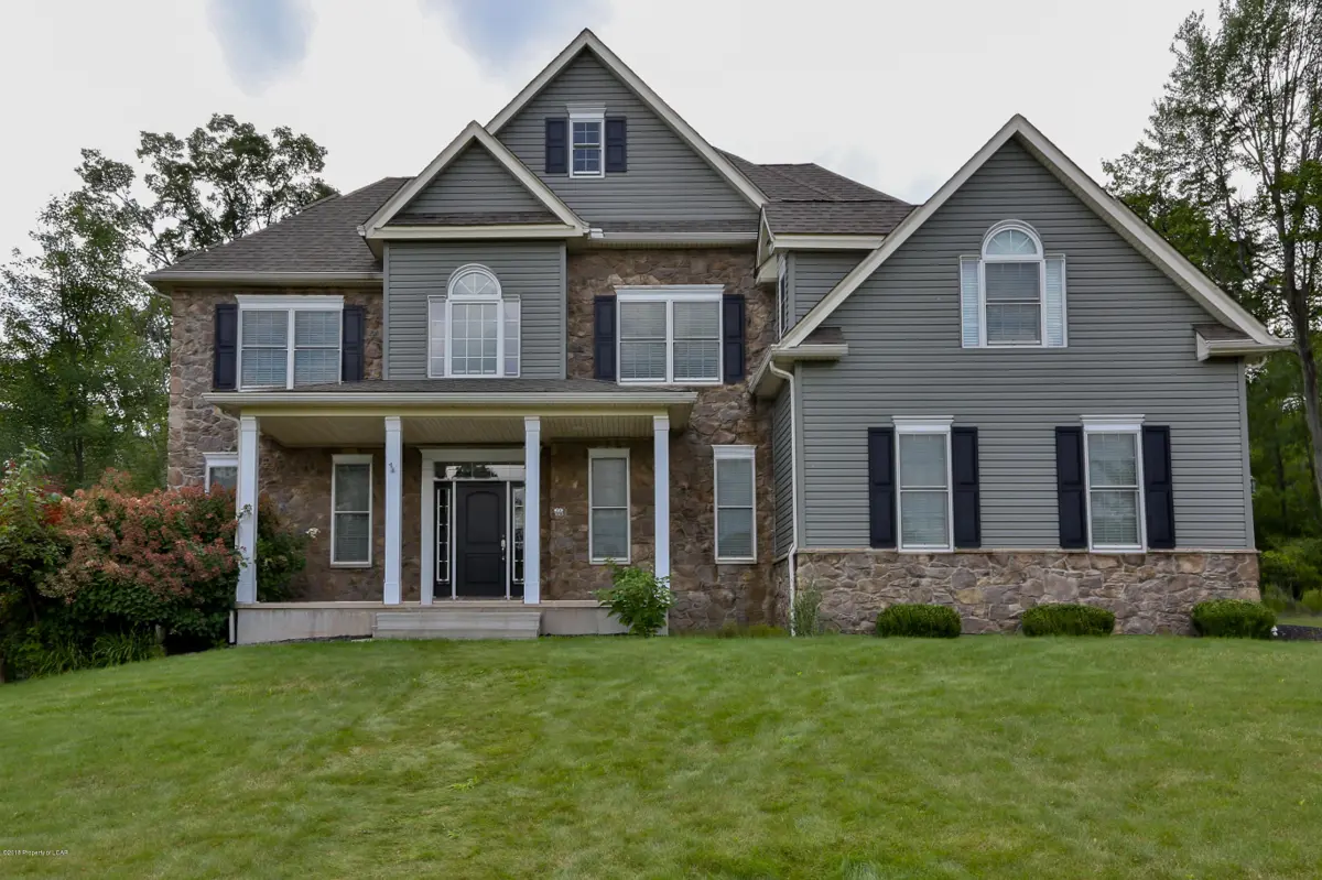 75 Aleksander Boulevard, Mountain Top, PA 187007 in Mountain Top