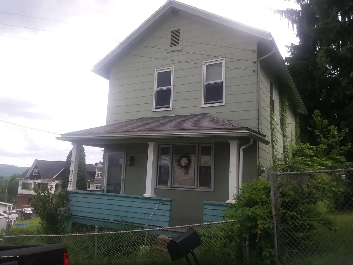 207 Nottingham Street, Plymouth in Plymouth