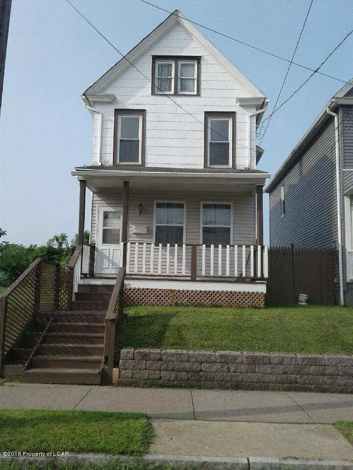 184 Division Street, Hanover Township in Hanover Township