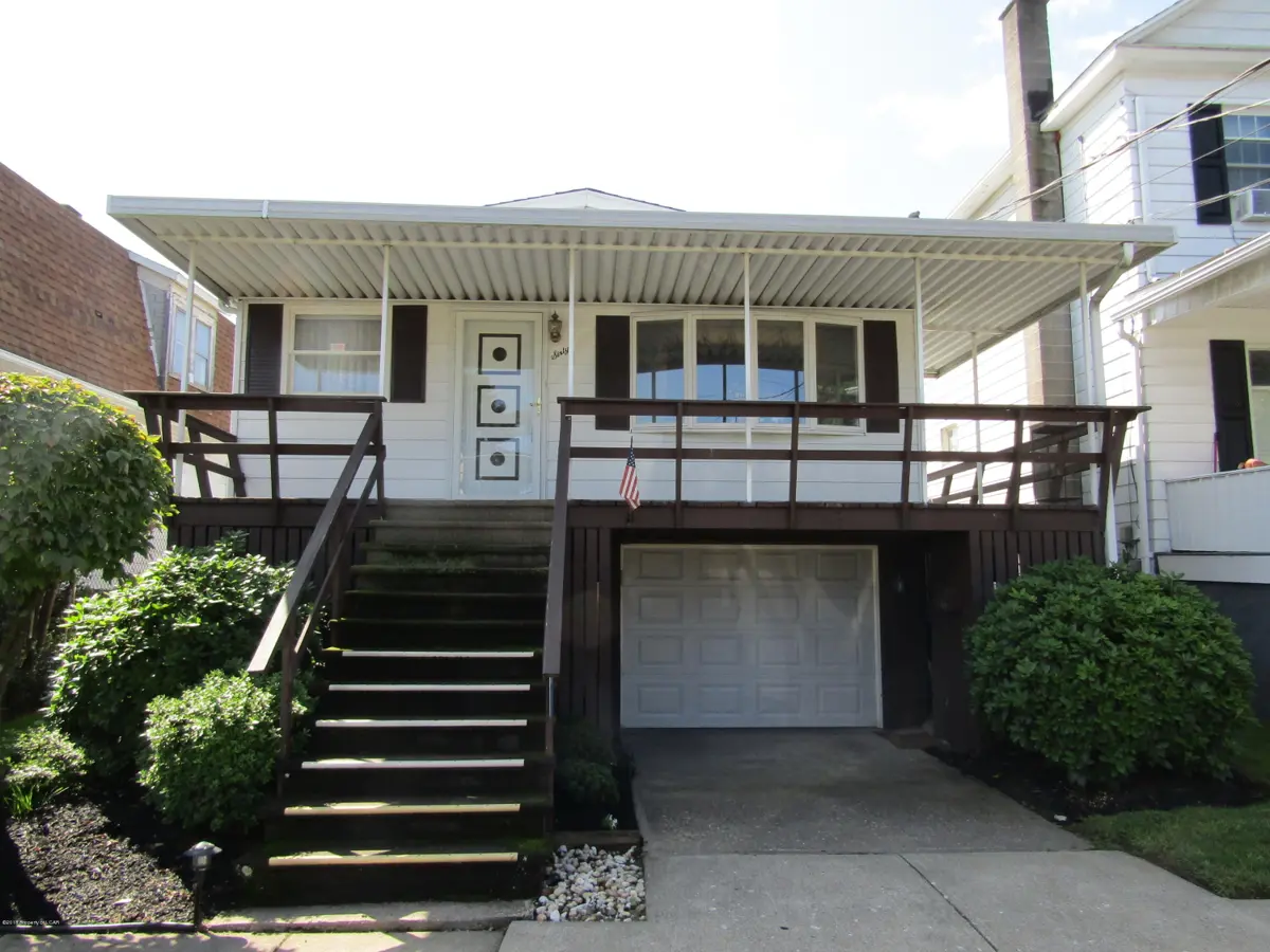 60 Georinger Avenue, Hanover Township in Hanover Township