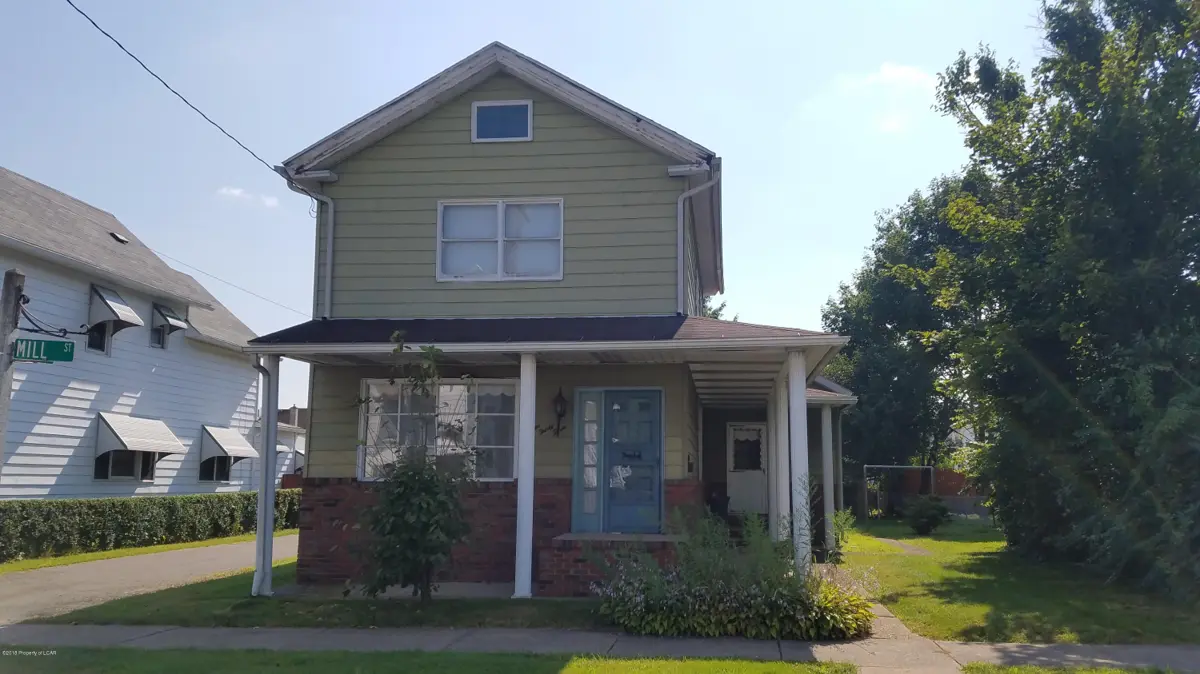 233 Mill Street, Wilkes-Barre in Wilkes-Barre