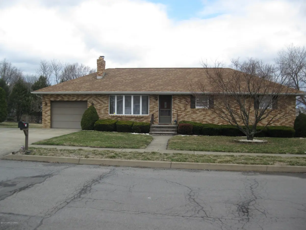 110 Falcon Drive, Larksville in Larksville