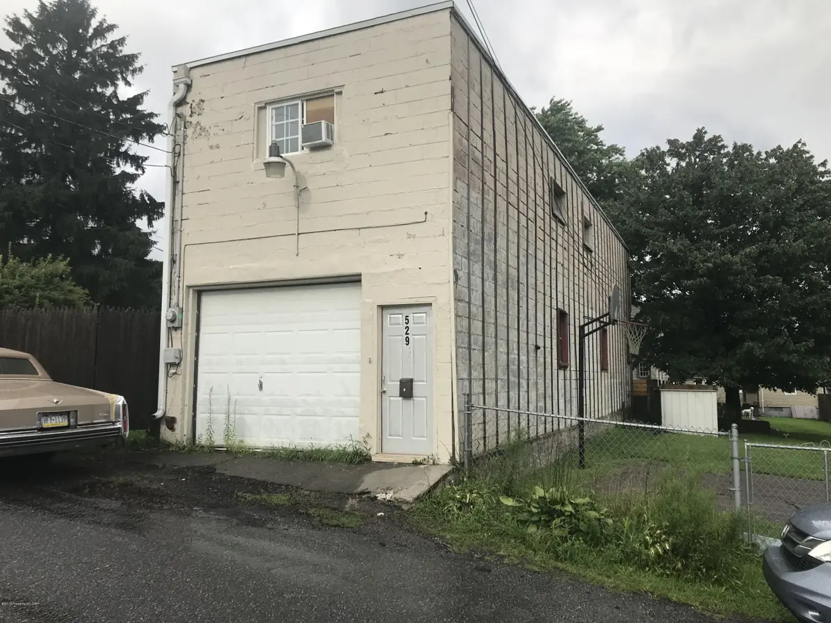 529 Lyon Court, Hazleton in Hazleton