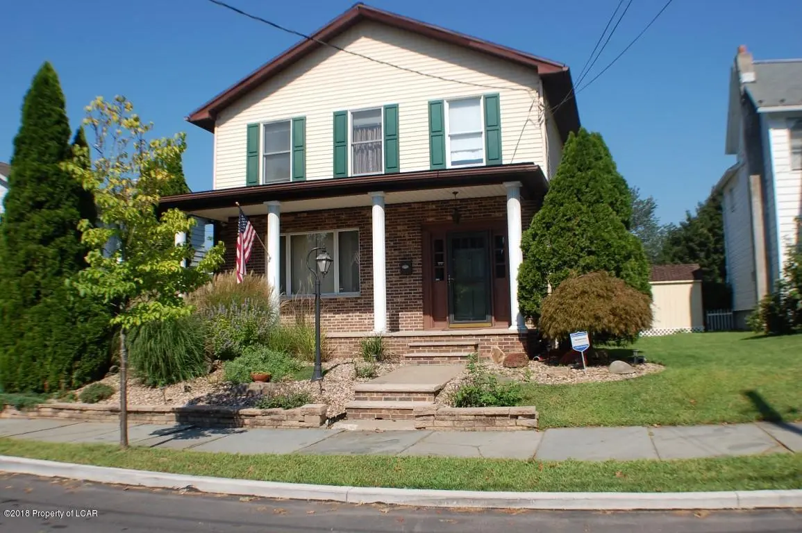 34 Washington Street, West Pittston in West Pittston