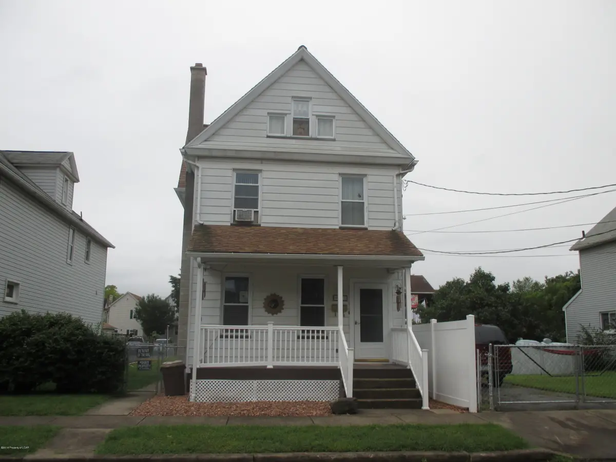 77 Austin Avenue, Wilkes-Barre in Wilkes-Barre