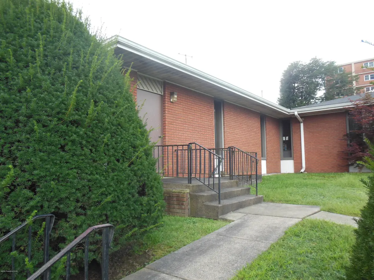 40 N Market Street, Nanticoke in Nanticoke