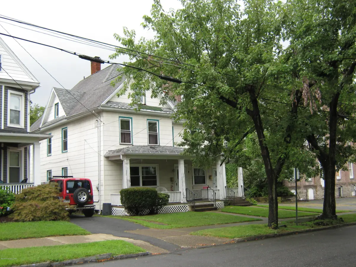 110 Delaware Avenue, West Pittston in West Pittston