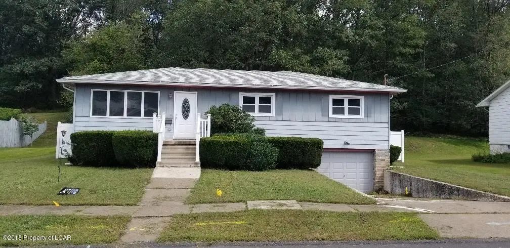111 Railroad Street, Moosic in Moosic