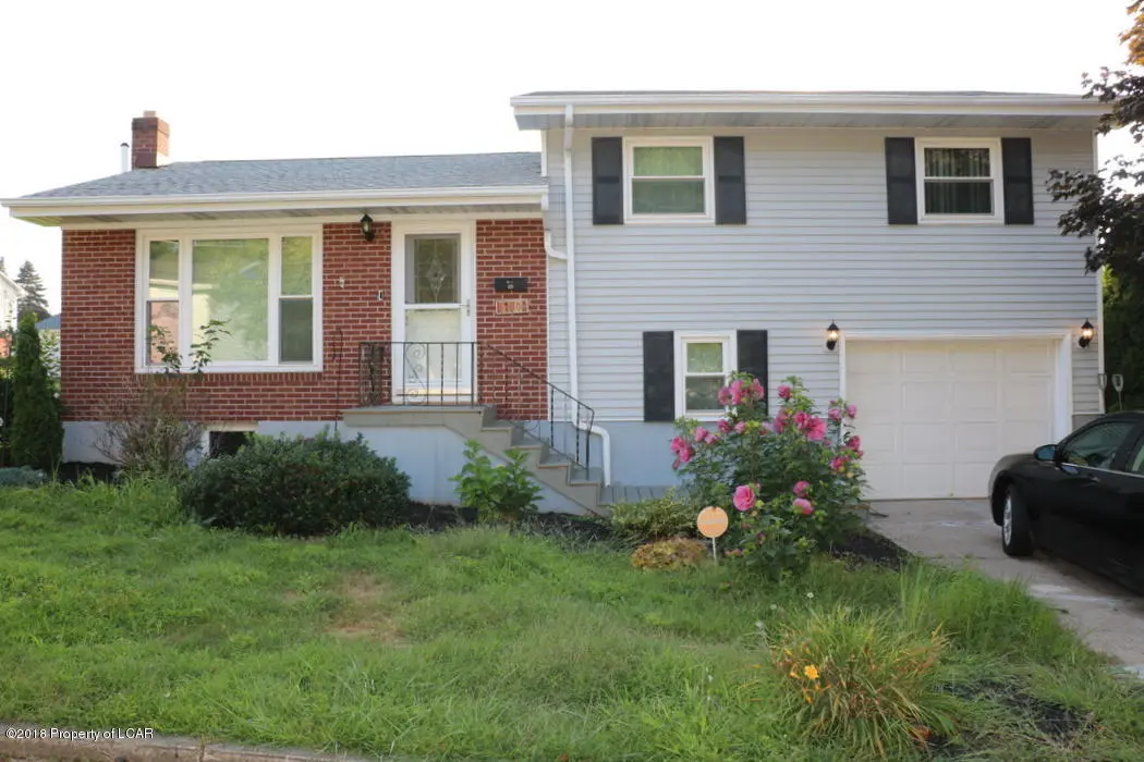 1000 Perry Court, Hazleton in Hazleton