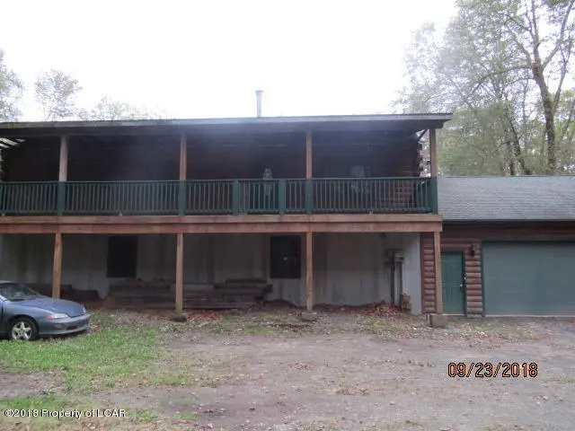 38 Evergreen Drive, Gouldsboro, PA 18 in Gouldsboro
