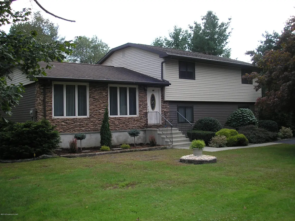 99 Country Club Road, Dallas in Dallas