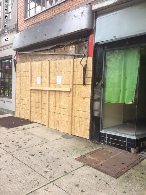 17 N Main Street, Shenandoah in Shenandoah