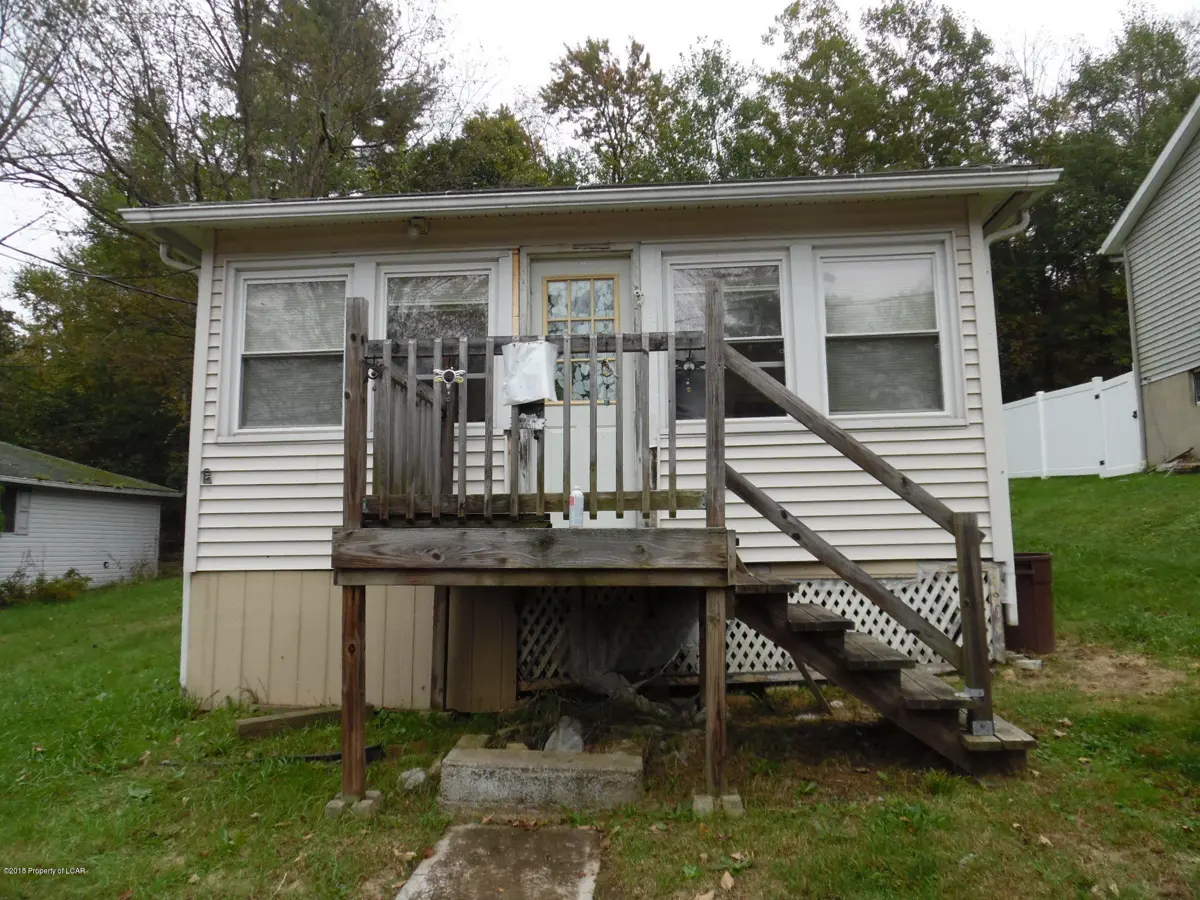 30 High Street, Harveys Lake in Harveys Lake
