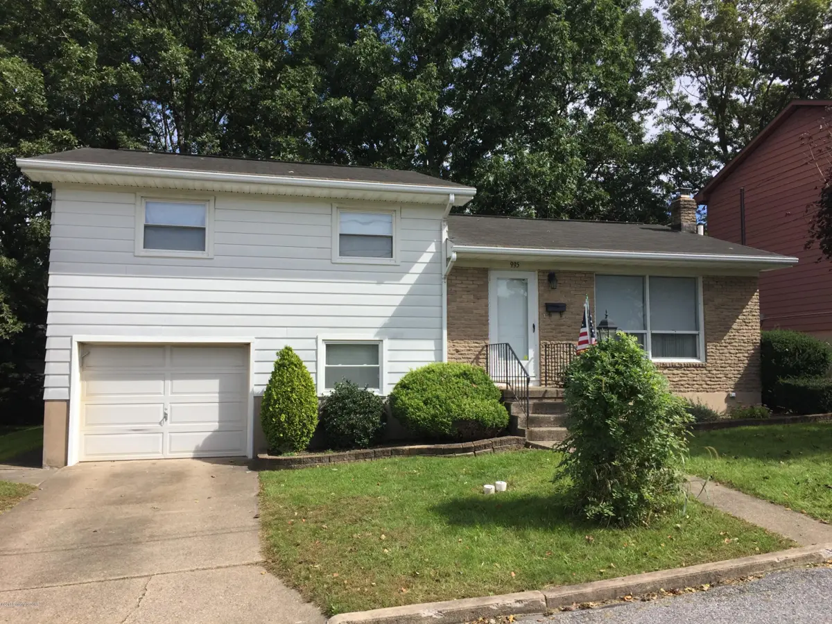 995 Perry Court, Hazleton in Hazleton