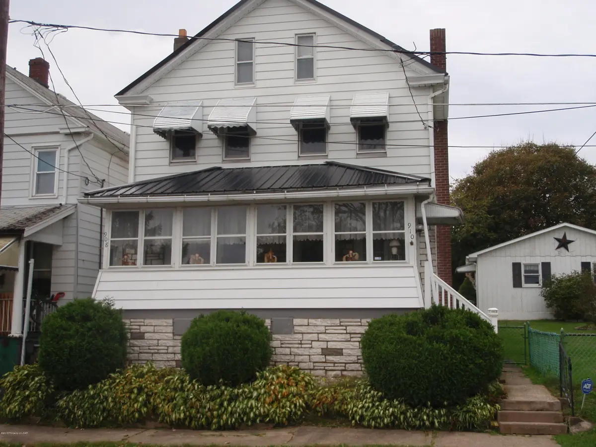 908 Pine Street, Freeland in Freeland