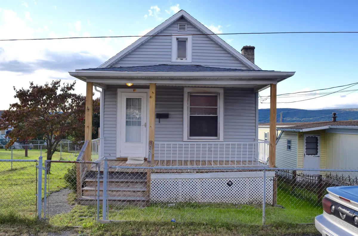 11 Sarah Street, Plains in Plains