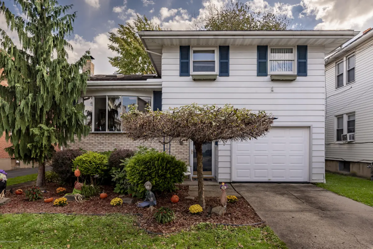 365 Winola Avenue, Kingston in Kingston