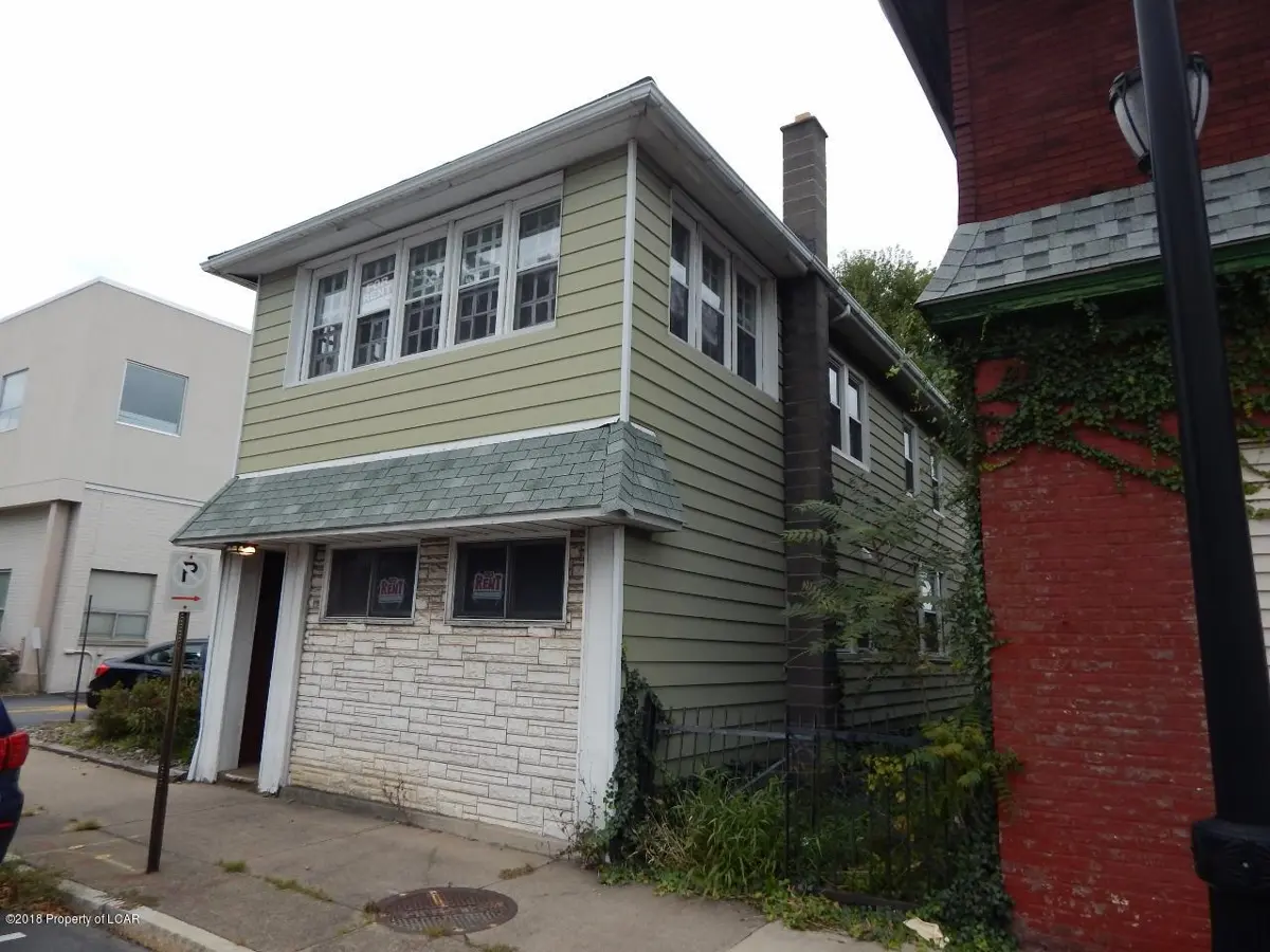 44 E Union Street, Wilkes-Barre in Wilkes-Barre