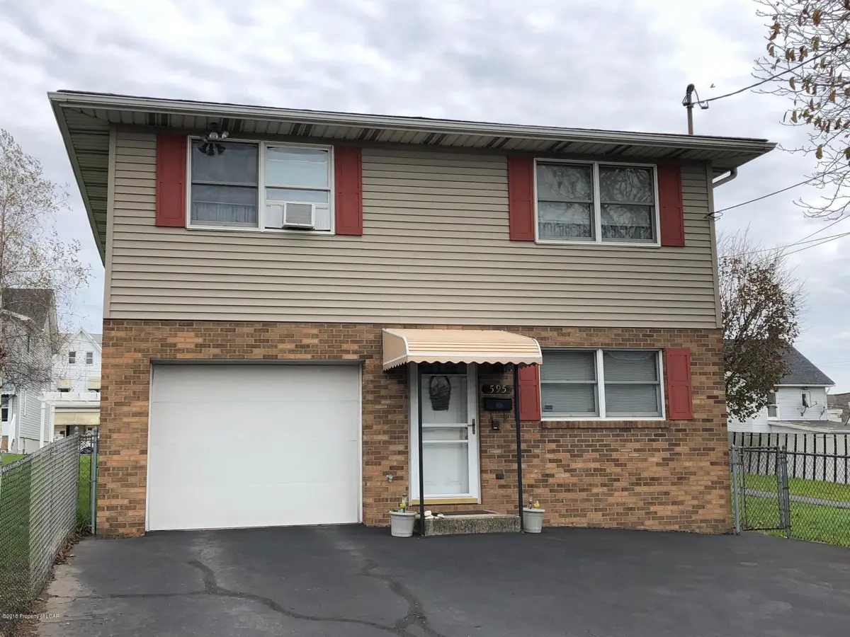 595 Garibaldi Court, Hazleton in Hazleton