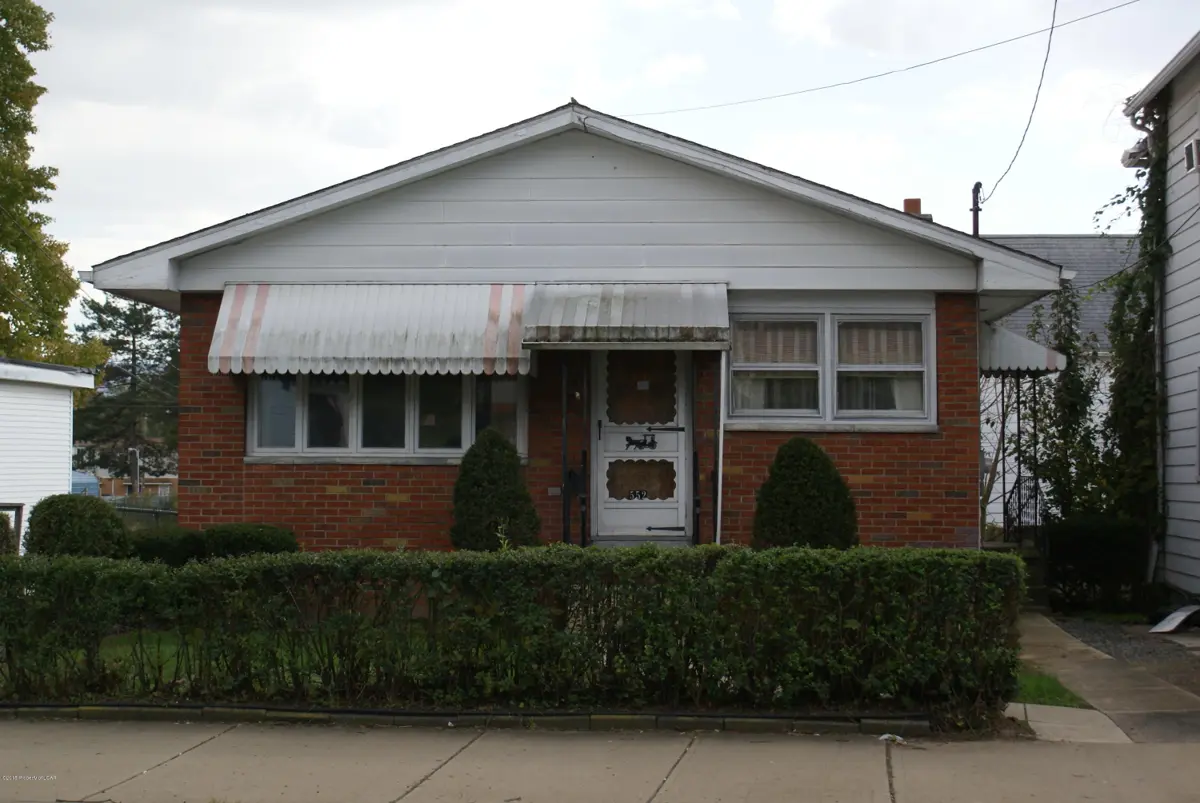 552 W Main Street, Plymouth in Plymouth
