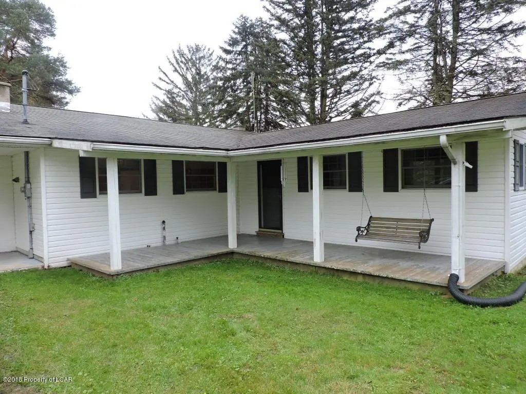 392 Old County Road, Benton in Benton