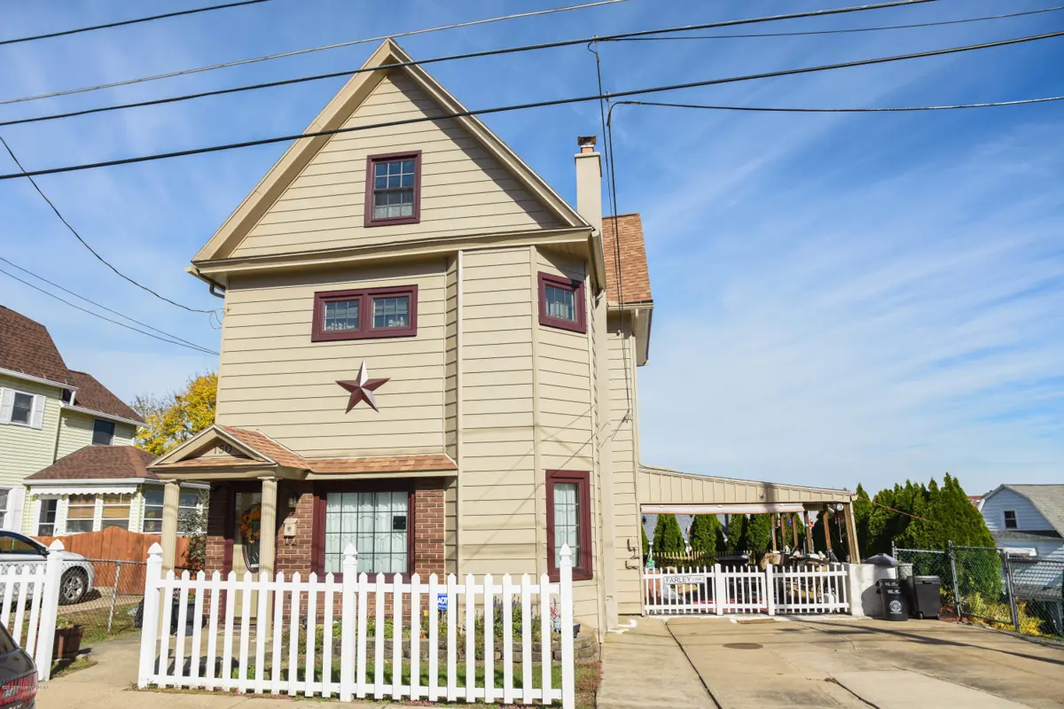 150 Moyallen Street, Wilkes-Barre in Wilkes-Barre