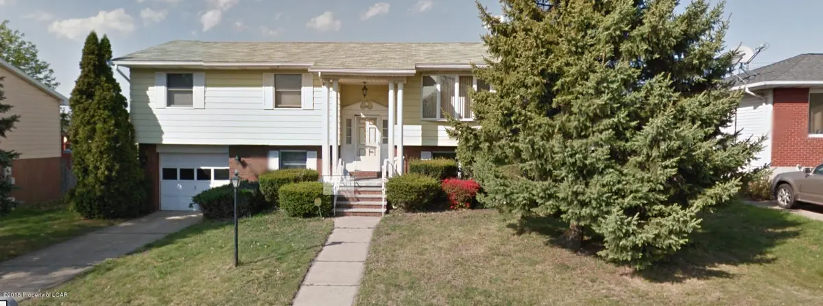 172 Brader Drive, Wilkes-Barre in Wilkes-Barre