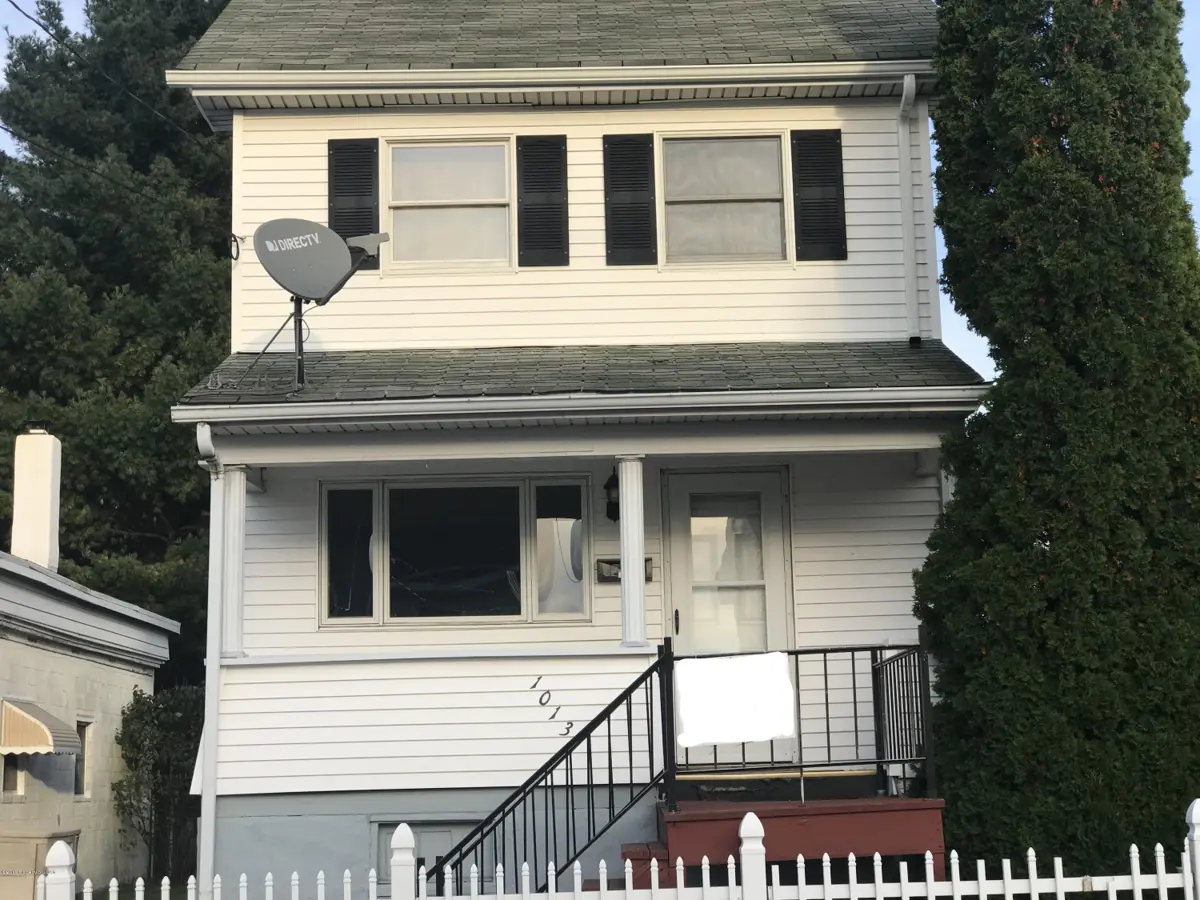 1013 N James Street, Hazleton in Hazleton