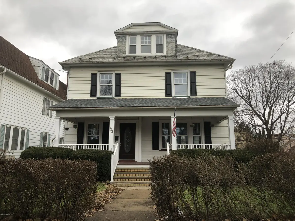 132 S Maple Avenue, Kingston in Kingston