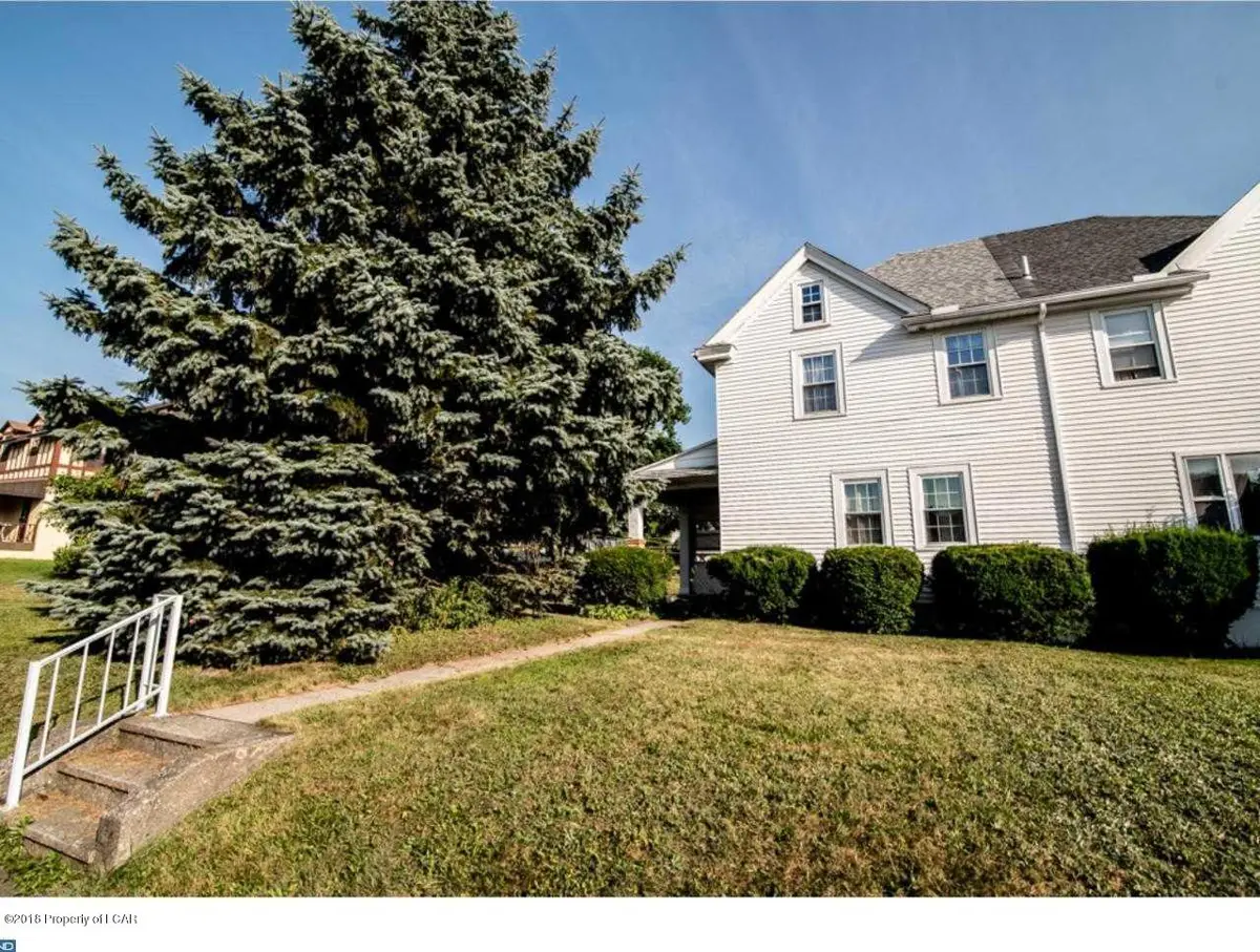 112 W Bertsch Street, Lansford in Lansford