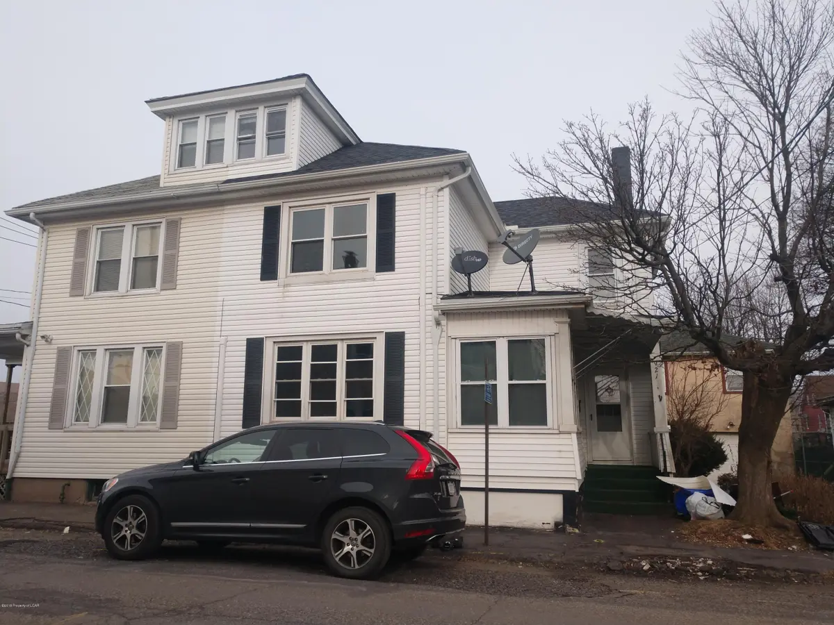921 W Third Street, Hazleton in Hazleton