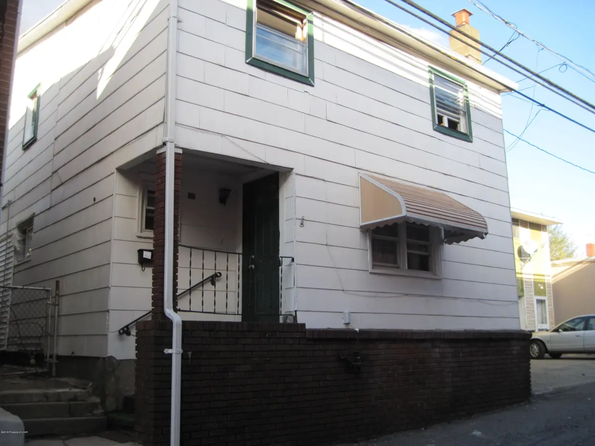 106 E Horn Street, West Hazleton in West Hazleton