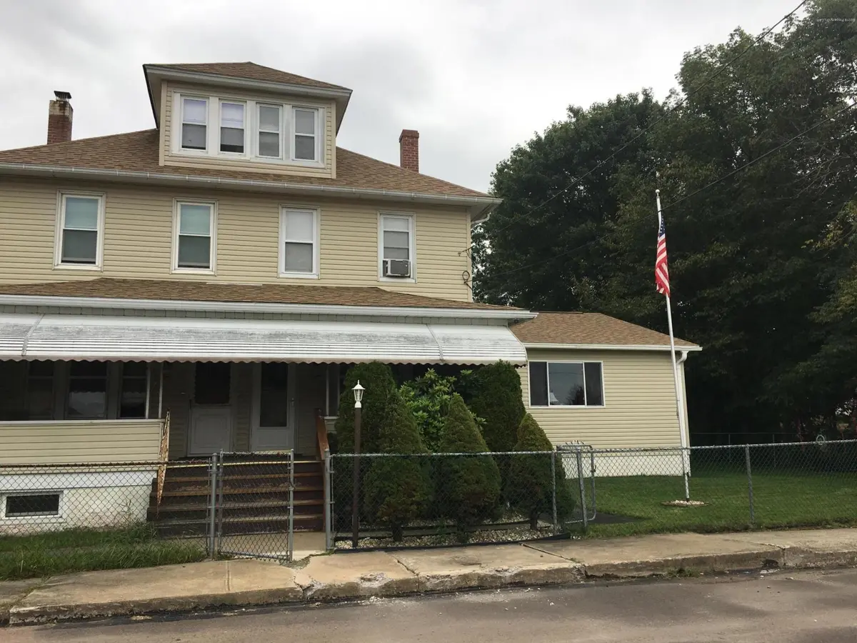 7 N Putnam Street, McAdoo in McAdoo