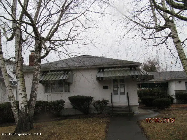 623 Connell Street, Scranton in Scranton