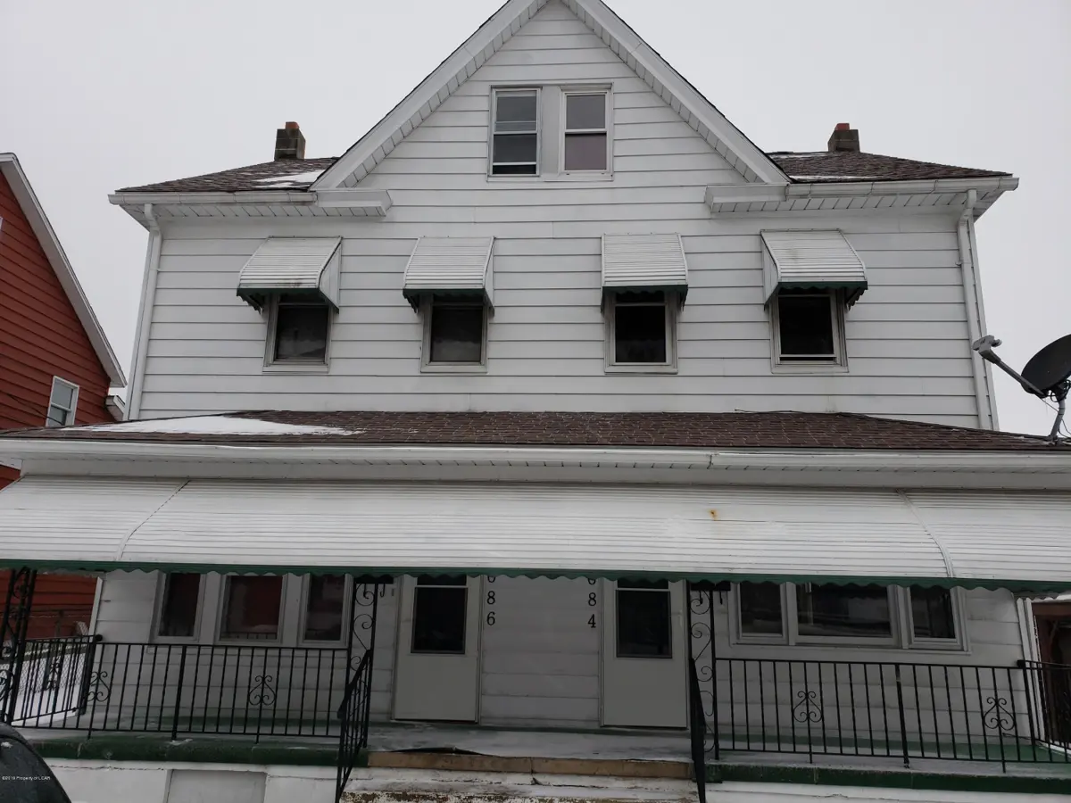 684-686 S Kennedy Drive, McAdoo in McAdoo