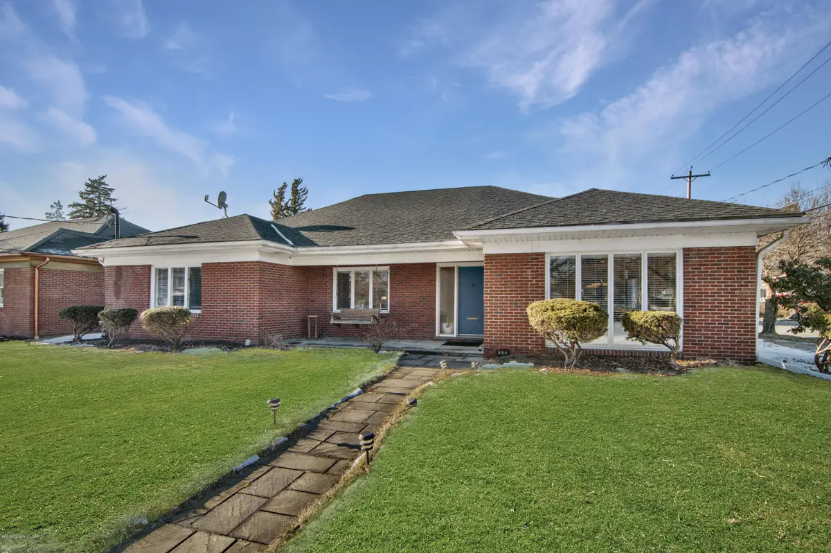 594 Warren Ave., Kingston in Kingston