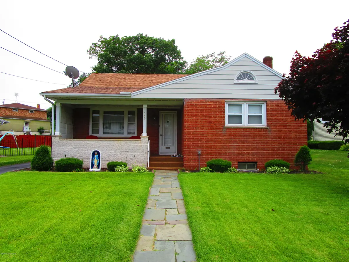 650 Quincy Street, West Hazleton in West Hazleton