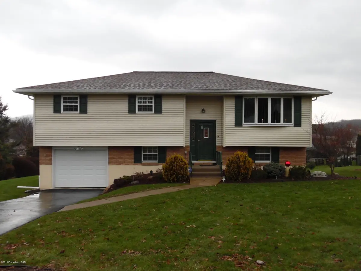 6 Spruce Avenue, Plains in Plains