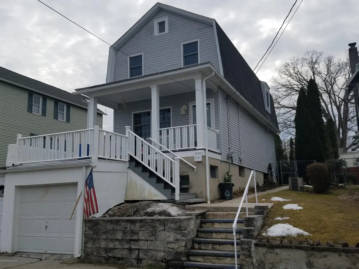 225 Taft Street, Hanover Township in Hanover Township