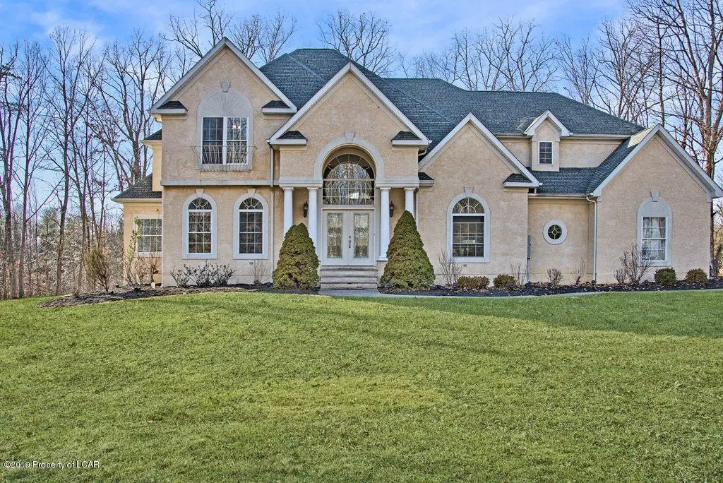 152 Fairway Drive, Mountain Top in Mountain Top